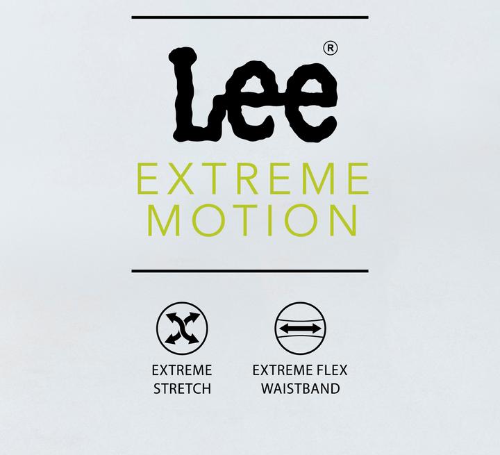 Actual product image Lee Extreme Motion Slim Mvp (W40/L30)