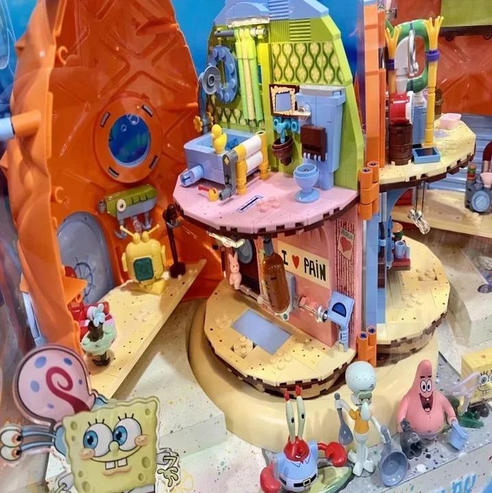 Immagine prodotto Sembo AREA-X SpongeBob™ Pineapple House