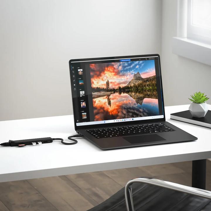 Immagine prodotto Satechi Slim 7 (USB-C, 7 Porti)