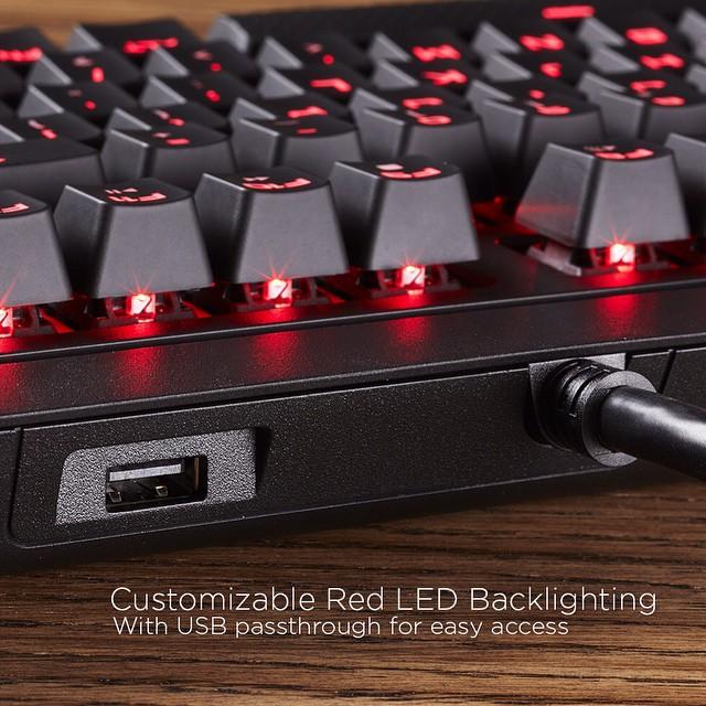 Produktbild Corsair Strafe (CH, Kabelgebunden)