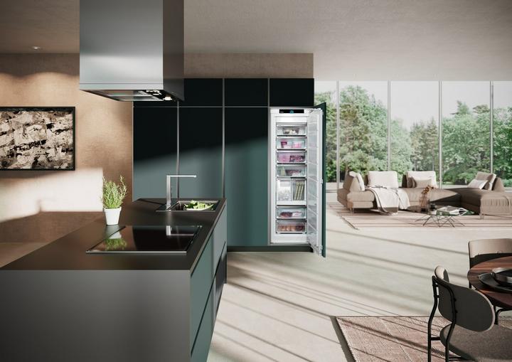 Immagine prodotto Liebherr Congelatore integrato con NoFrost e AutoDoor (Da incasso, 213 l)