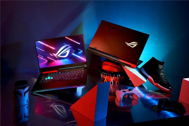 Actual product image ASUS ROG Strix G17 (17.30", AMD Ryzen 7 5800H, 16 GB, 1000 GB, CH)