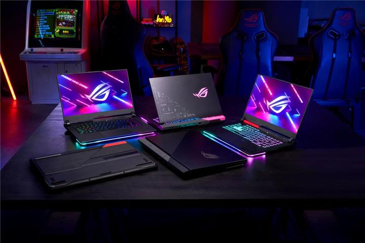Actual product image ASUS ROG Strix Scar 17 (17.30", AMD Ryzen 9 5900HX, 16 GB, 1000 GB, CH)