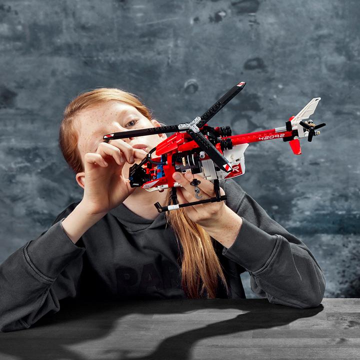 Actual product image LEGO Rescue helicopter (42092, LEGO Technic)