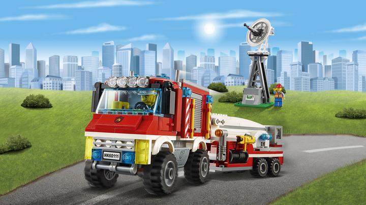 Image du produit LEGO Le camion d'intervention des pompiers (60111, LEGO City)