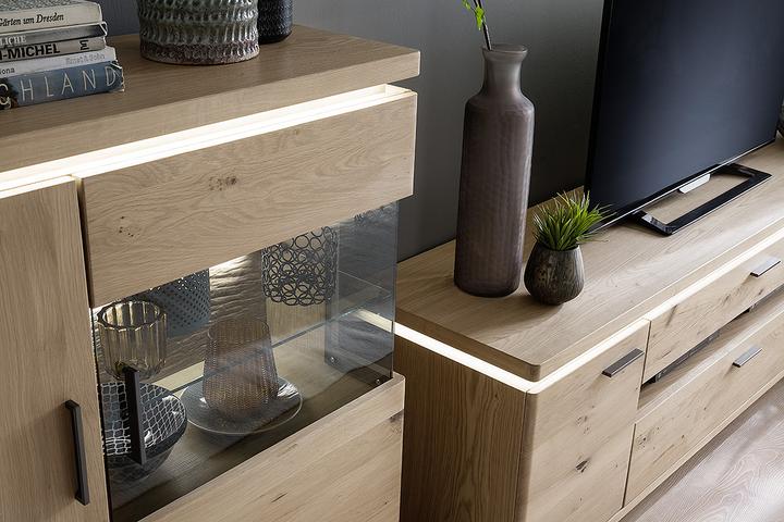 Actual product image Robas Lund Barcelona (90 x 128 x 37 cm)
