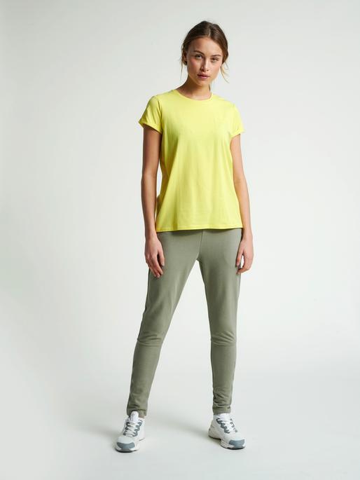 Actual product image hummel Isobella T-Shirt S/S (M)