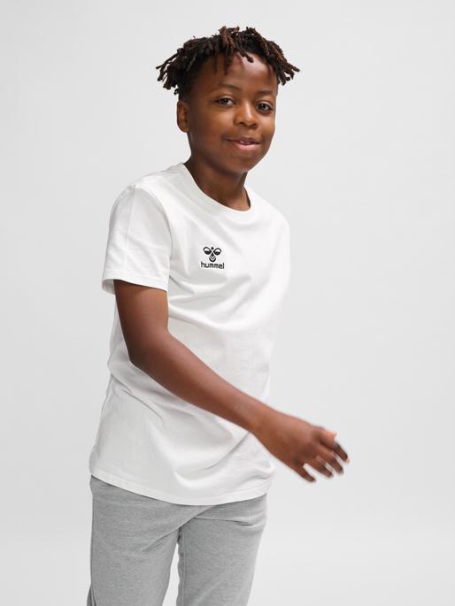 Immagine prodotto hummel HMLGO 2.0 T-SHIRT BAMBINO S/S (116)