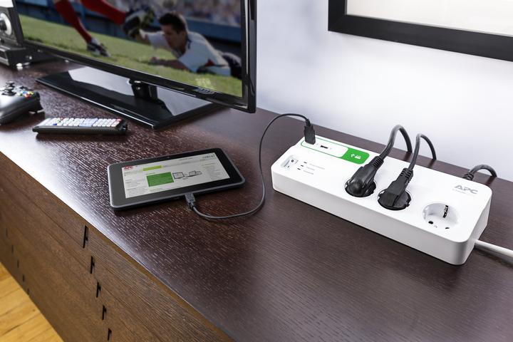 Actual product image APC Essential SurgeArrest 6 outlets with 5V, 2.4A 2 port USB charger, 230V Germany (8 x, USB-A, 2 m)