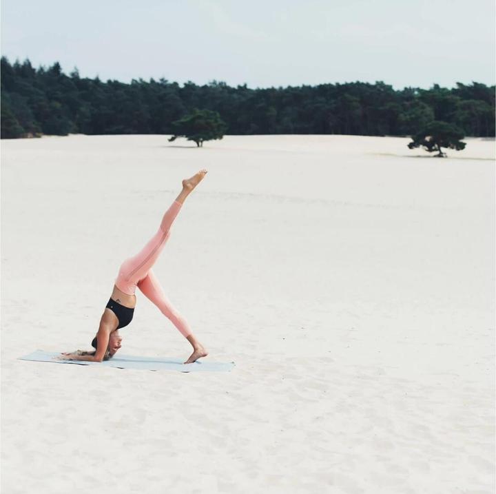 Produktbild Tunturi Yoga Tuch Rutschfest mit Tasche
