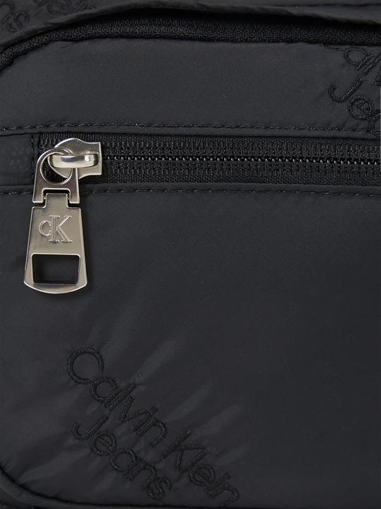 Produktbild Calvin Klein Sport Essentials U Camerabag21 P (100% RECYCLED NYLON / POLYAMIDE)