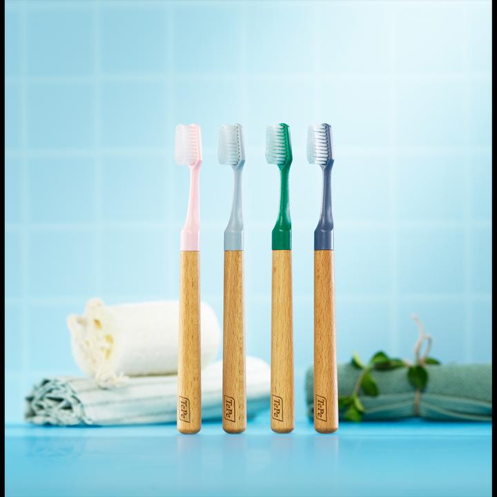 Actual product image TePe Choice toothbrush with 3 interchangeable heads (Soft, 1 x)