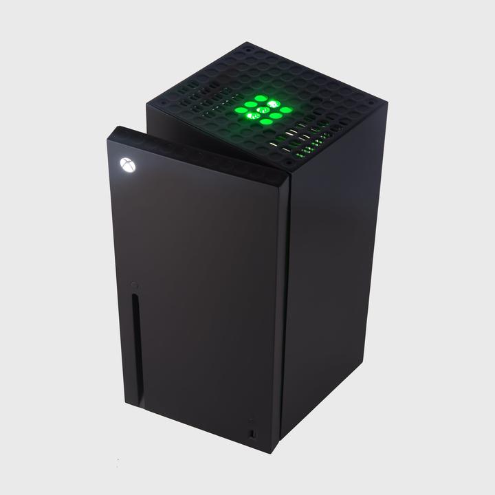 Produktbild Ukonic Xbox Series X: Mini Kühlschrank (10 l)