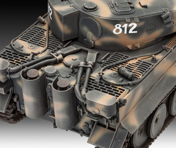 Actual product image Revell Gift set Tiger I version E 75th Anniversary
