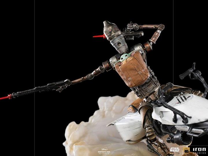 Immagine prodotto Iron Studios Statuetta di Star Wars The Mandalorian 1/10 Deluxe Art Scale IG-11 & The Child 20 cm