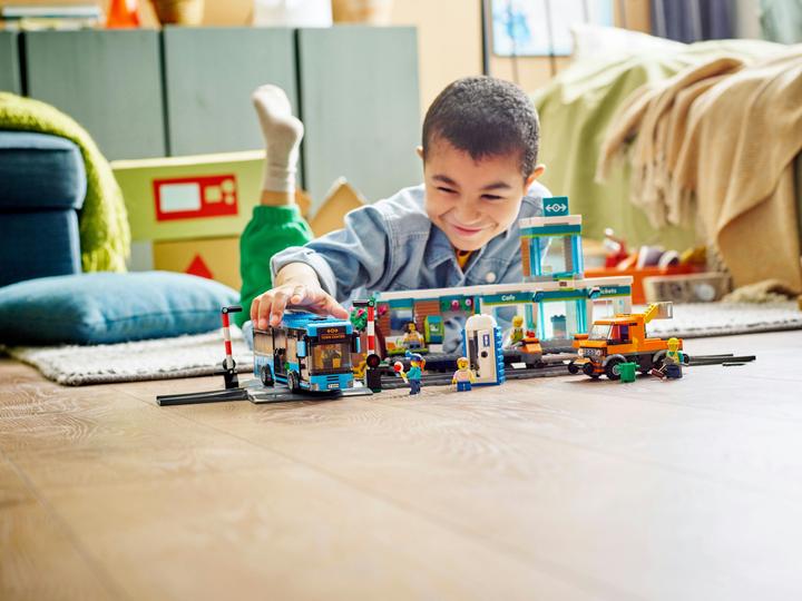 Image du produit LEGO Gare ferroviaire (60335, LEGO City)