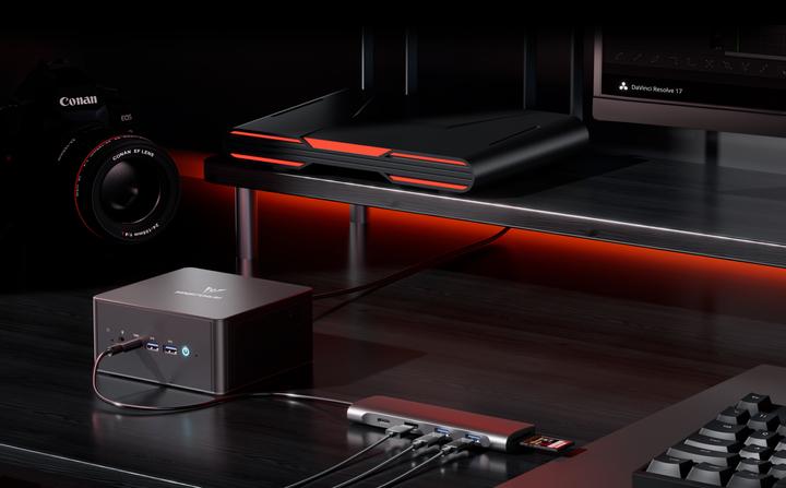 Actual product image Minisforum UM890 Pro (AMD Ryzen 9 8945HS, 64 GB, 1000 GB)