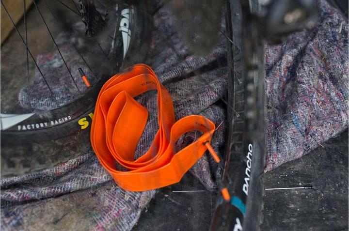 Actual product image Tubolito Tubo MTB (Presta (SV), 27.5", 42 mm)