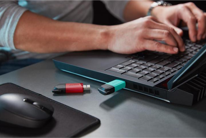 Image du produit Kingston DataTraveler Exodia M (128 Go, USB-A)