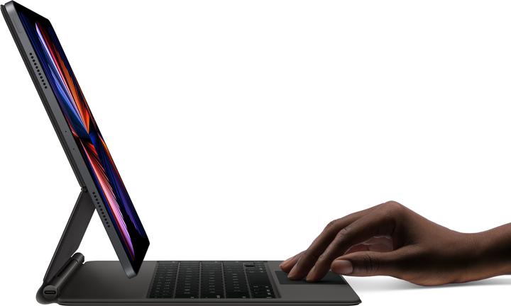 Produktbild Apple Magic Keyboard (CH, iPad Pro 12.9 2021 (5. Gen), iPad Pro 12.9 2020 (4. Gen), iPad Pro 12.9 2018 (3. Gen), iPad Pro 12.9 2022 (6. Gen))