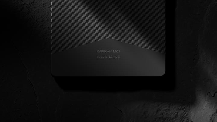 Image du produit Carbon Mobile Carbon 1 MK II (256 Go, Fibre de carbone originale, 6.01", Double SIM + SD, 16 Mpx, 4G)