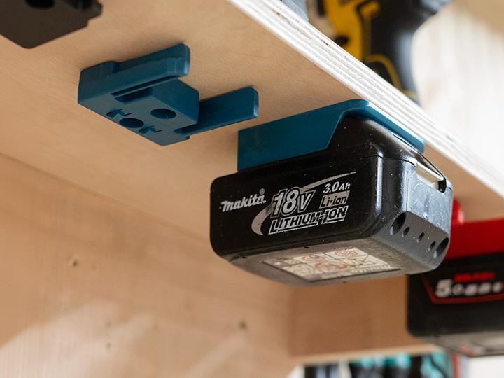 Productafbeelding StealthMounts BM-MK18-BLU-6 Blauwe accuhouder voor Makita 18v (set van 6)
