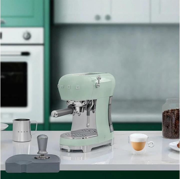 Immagine prodotto Smeg ECF02PGEU Macchina per espresso/caffè con portafiltro Verde pastello (Spina UE)