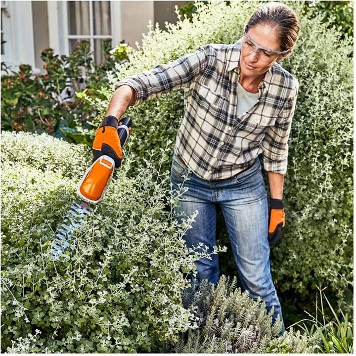 Actual product image Stihl Battery Grass & Shrub Shears HSA 26 - with battery AS2 and charger AL1 (Electric hedge trimmer)