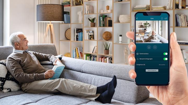 Actual product image Bosch Smart Home Eyes indoor camera II
