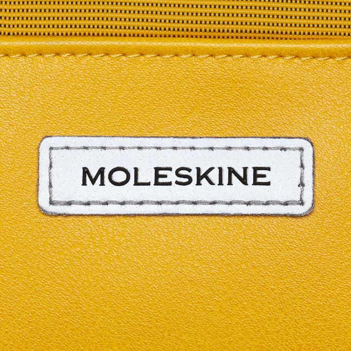Actual product image Moleskine METRO DEVICE B.HOR 13 OR.YLW