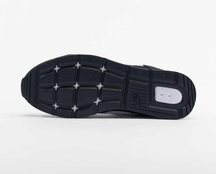 Image du produit Nike Femmes Venture Runner Baskets, Noir, 35.5 UE (35.5)