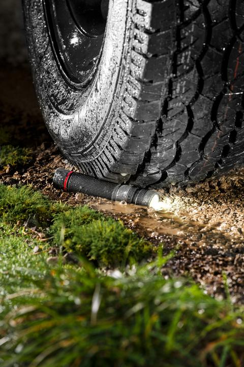 Produktbild Coast GX10 wasserdichte Taschenlampe mit Fokus 550 lumen (550 lm)