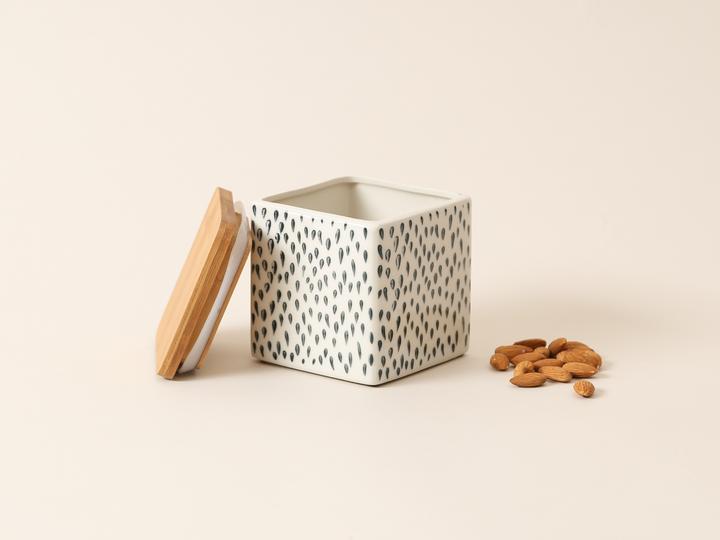 Actual product image Esmée Stone Cannister (0.75 l)