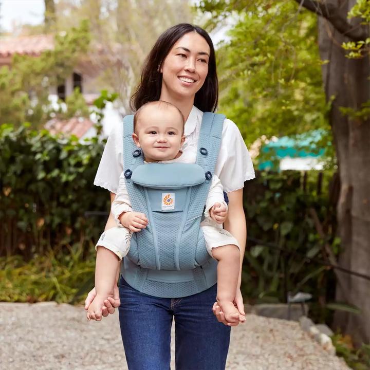 Actual product image Ergobaby Ergo Baby Omni Breeze