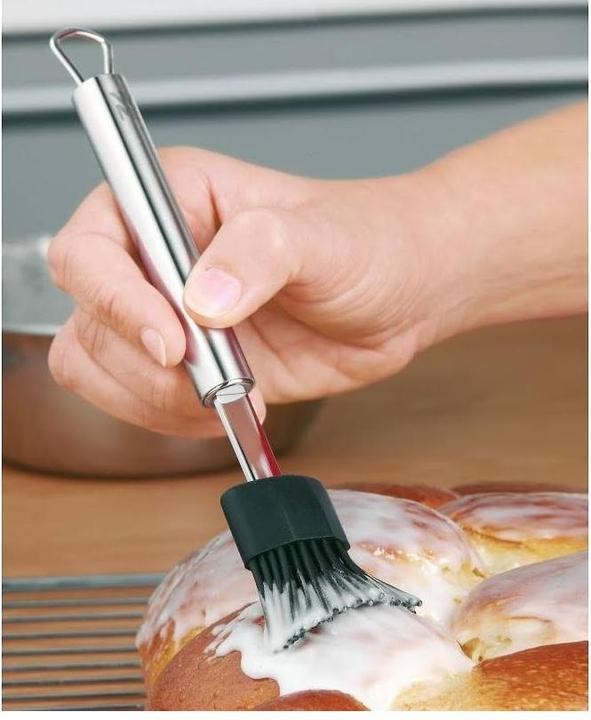 Produktbild WMF Silikon-Backpinsel Marinadenpinsel 20cm Profi Plus Edelstahl hitzebeständig