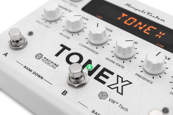Immagine prodotto IK Multimedia Pedale TONEX Edizione Anniversario (Basso elettrico, Chitarra elettrica)