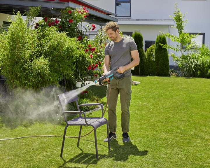 Actual product image Gardena AquaClean (Rechargeable battery operated)