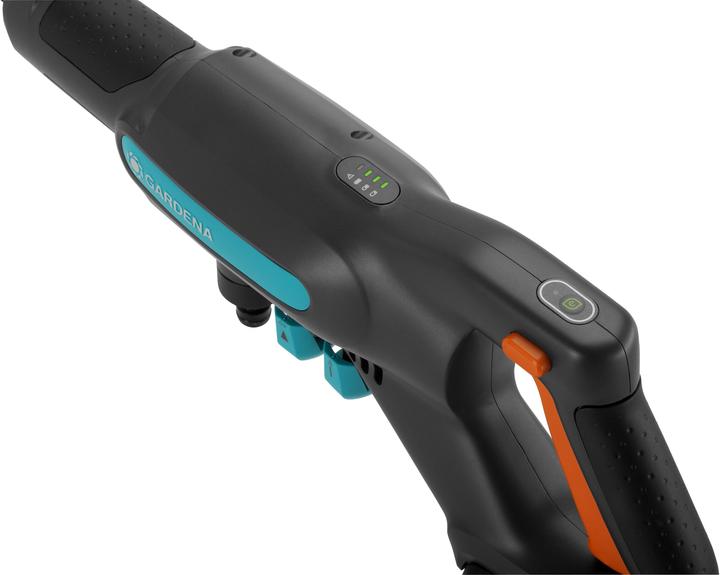 Actual product image Gardena AquaClean (Rechargeable battery operated)