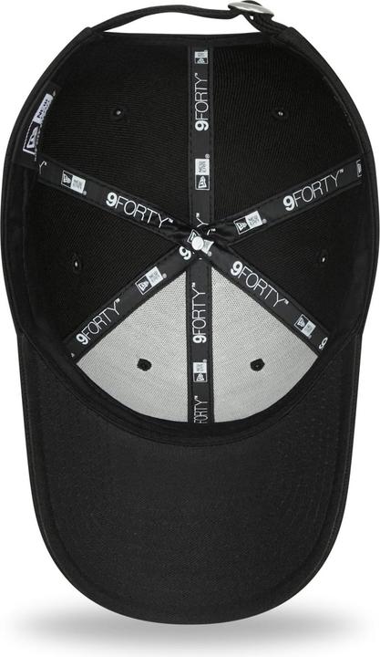Actual product image New Era 9Forty Strapback Pop Outline New York Yankees