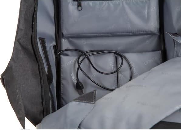 Produktbild Lightpak Rucksack SAFEPAK, mit USB-Ladeport, anthrazit Polyester, gepolsterter Rücken, Trolleyband