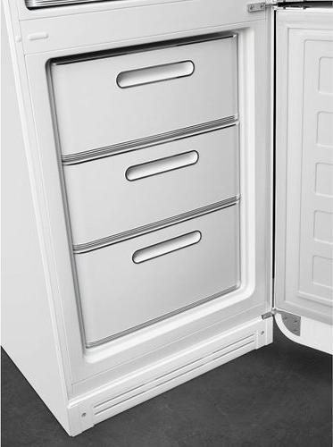 Image du produit Smeg Style rétro FAB32RWH5 (331 l)