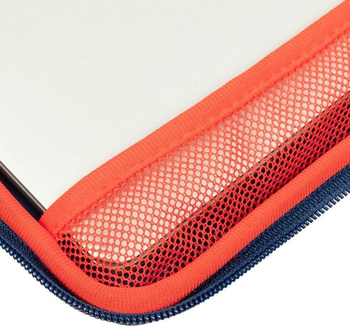Actual product image Rivacase Antishock Laptop Case 13.3'/14' Zip (14", Universal)