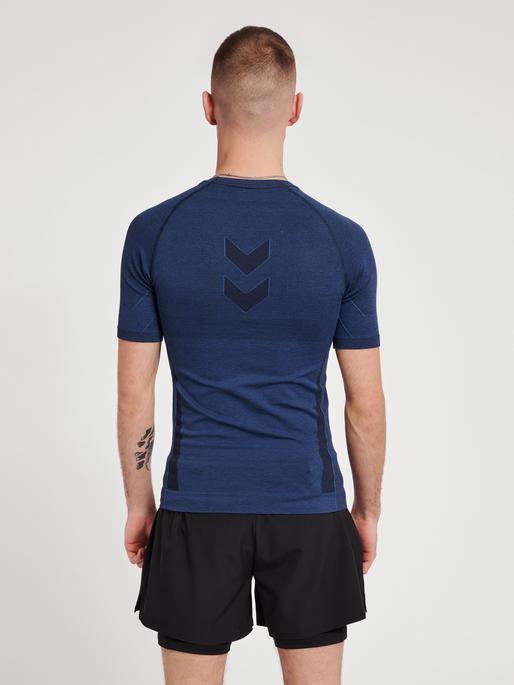 Actual product image hummel Te Mike Seamless T-Shirt (XL)