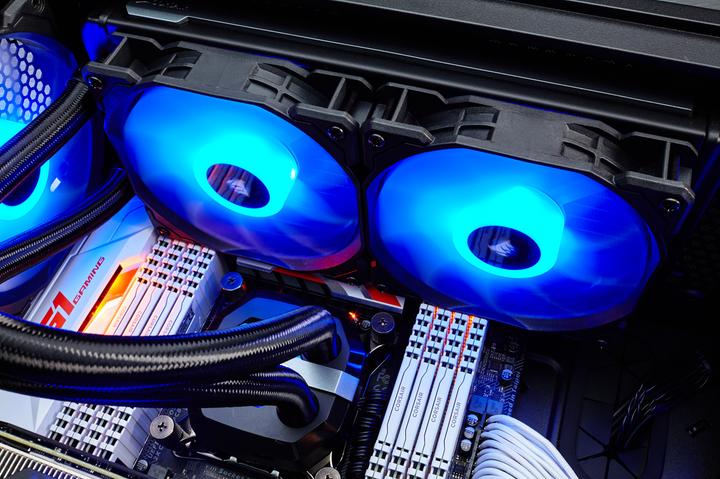 Actual product image Corsair LED Fan AF140-LED Low Noise Dual Pack (140 mm, 2 x)