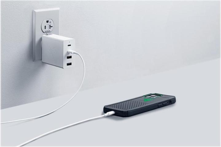 Produktbild Razer USB-C GaN Charger (130 W)