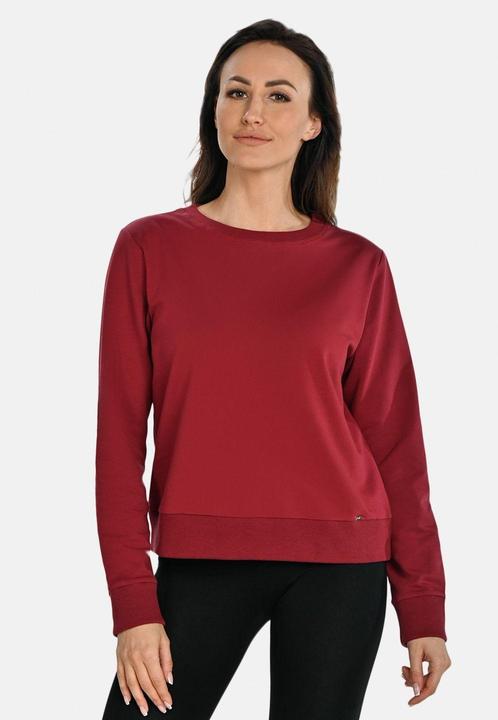 Teyli Sweater model (L)