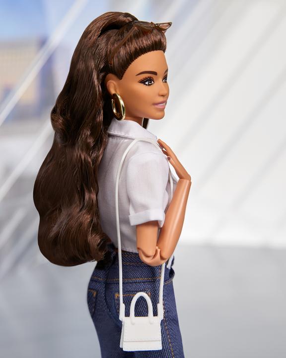 Actual product image Barbie Signature @Barbiestyle