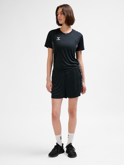 Actual product image hummel Hmlauthentic Pl Shorts Woman (L)