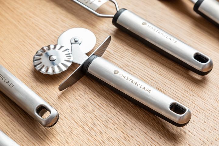 Actual product image Master Class Pastry Cutter