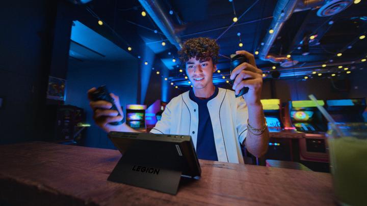 Actual product image Lenovo Legion Go